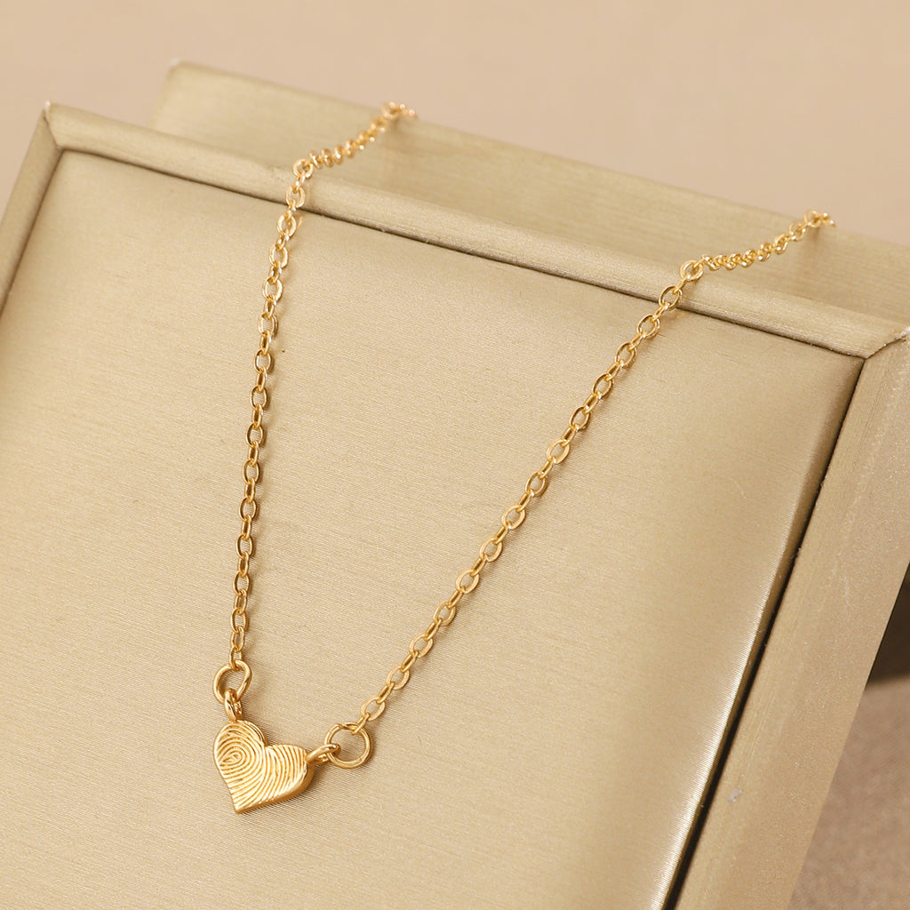 Fashion Simple Niche Design Love Fingerprint Pendant Necklace Women's All-match Clavicle Chain Extremely Simple Style