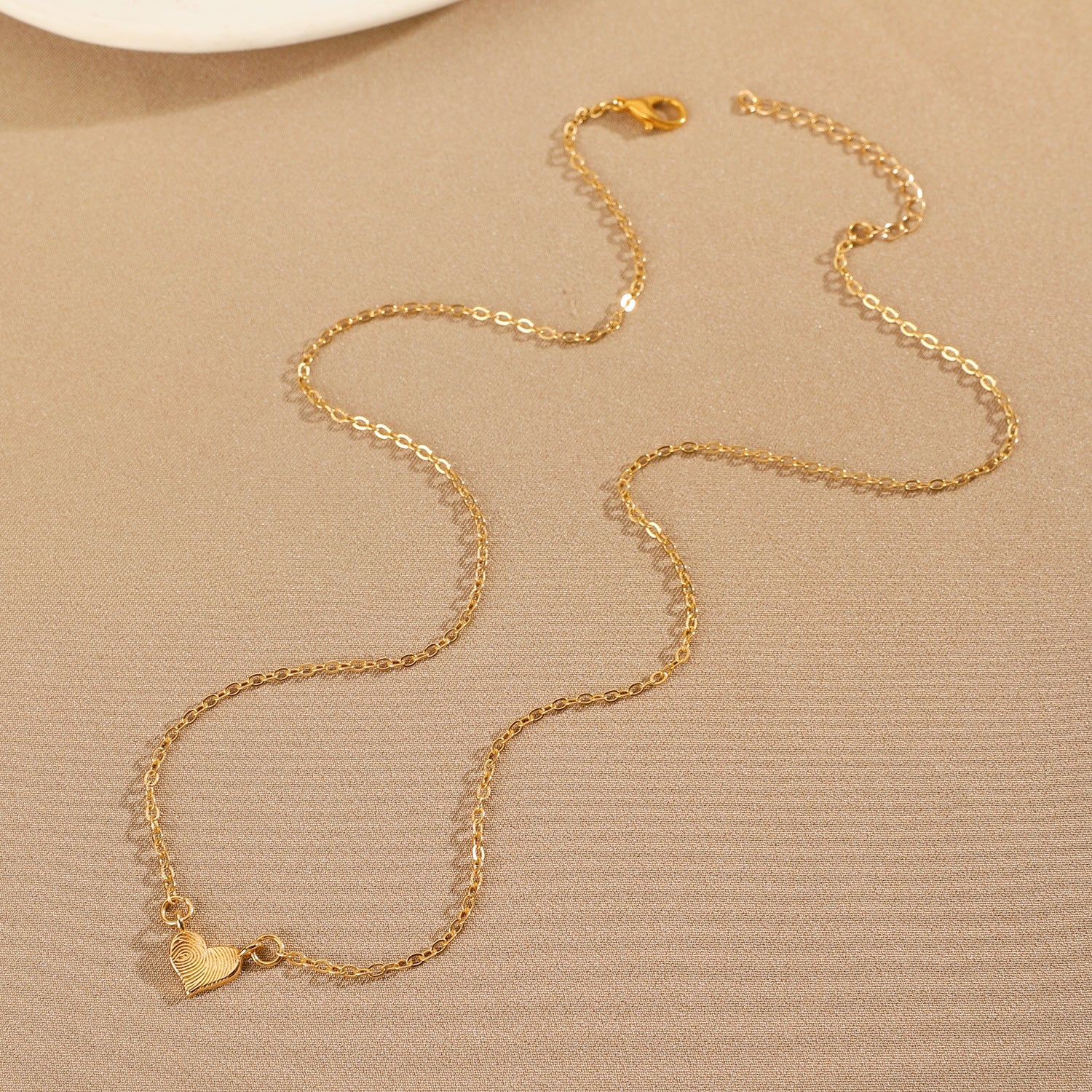 Fashion Simple Niche Design Love Fingerprint Pendant Necklace Women's All-match Clavicle Chain Extremely Simple Style