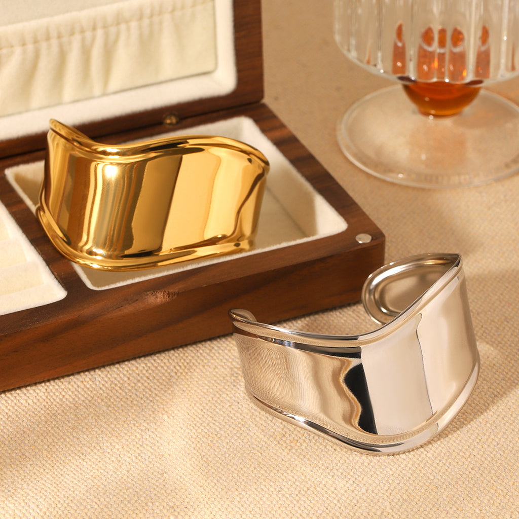 European And American Ins Style Stainless Steel Asymmetrical Glossy Open Bracelet Women's Accessible Luxury High-End Bracelet Titanium Steel Bracelet