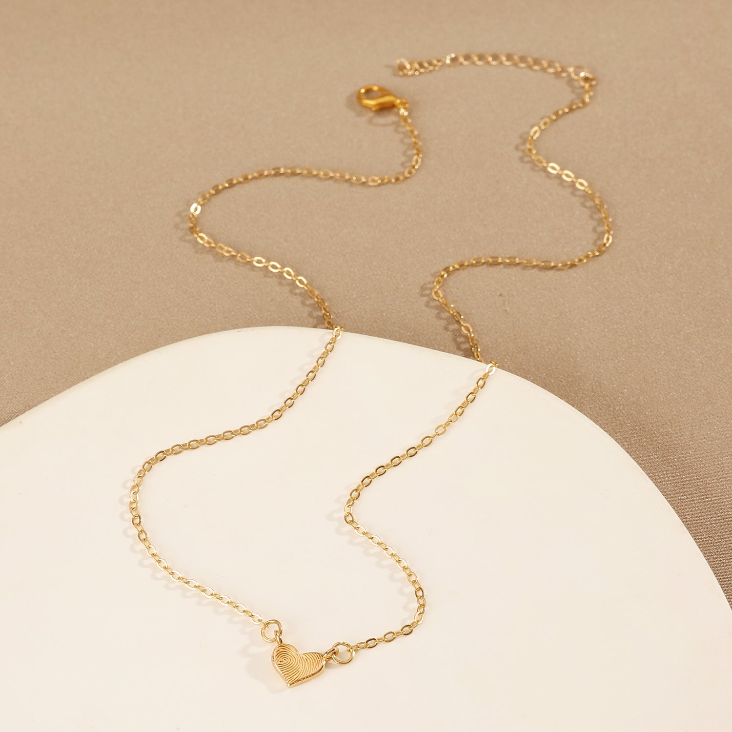 Fashion Simple Niche Design Love Fingerprint Pendant Necklace Women's All-match Clavicle Chain Extremely Simple Style