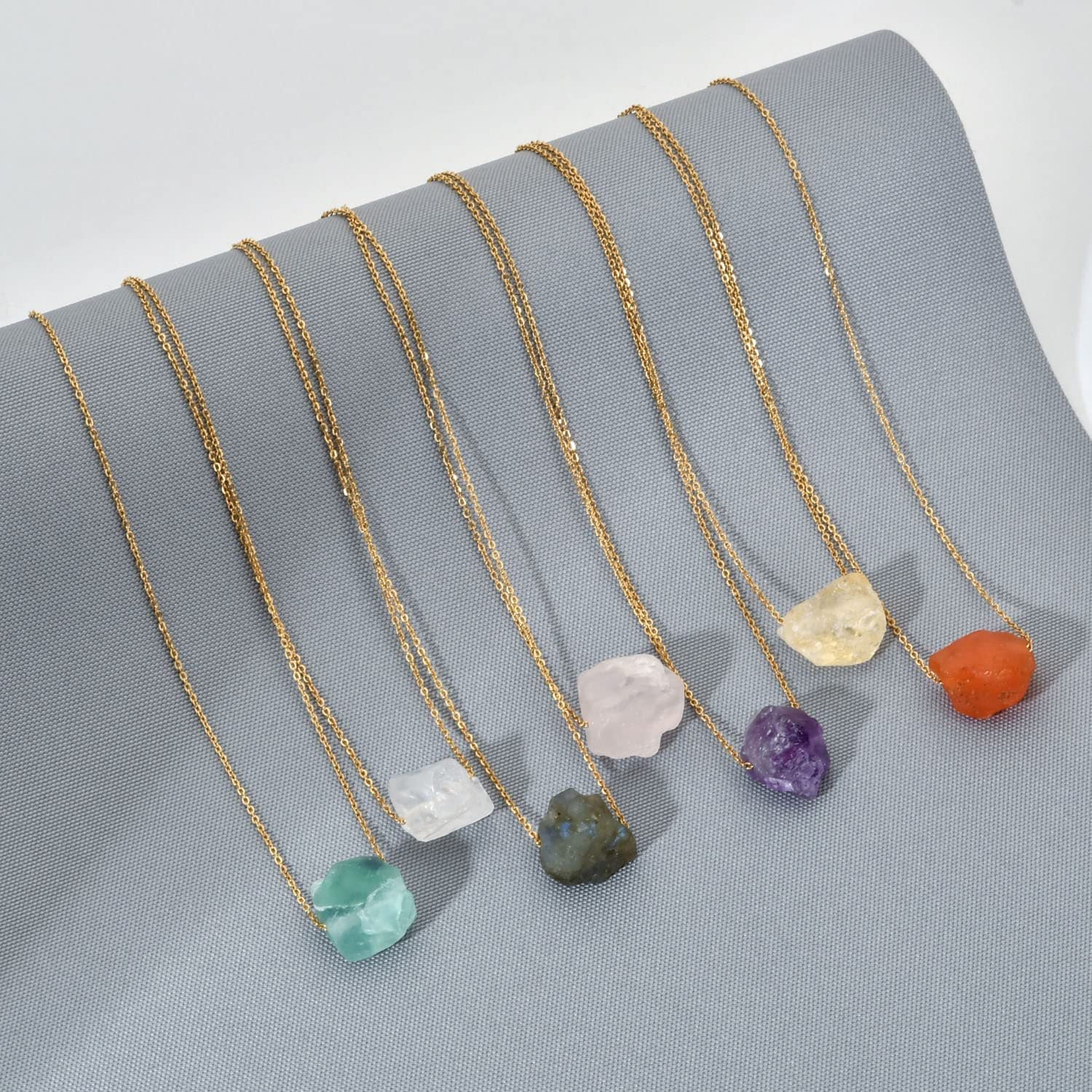 New Creative Simple Fashion Temperament Cute Necklace Ladies Jewelry Crystal Stone Necklace Color Pendant